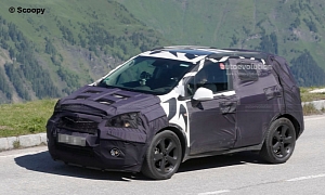 Spyshots: Opel Corsa-based compact SUV