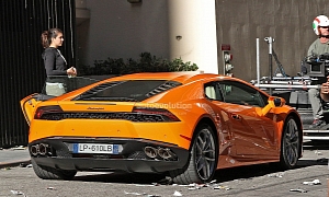 Spyshots: Orange Lamborghini Huracan Street Racing in the US