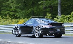 Spyshots: Porsche 911 GTS and 911 GTS Cabriolet Begin Nurburgring Testing