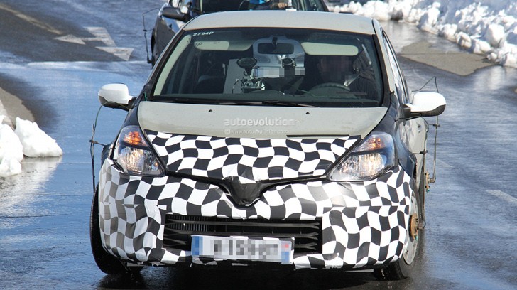Renault Clio IV Testing in the Alps