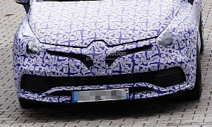 Spyshots: Renault Clio RS
