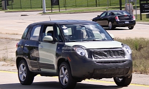 Spyshots:2015 Jeep B-SUV / Fiat 500X Test Mule