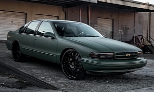 Squeaky Clean Chevrolet Impala SS Mixes Matte Green With Black and Gold Details