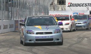 Stars in Row for the 2009 Toyota Pro/Celebrity Race