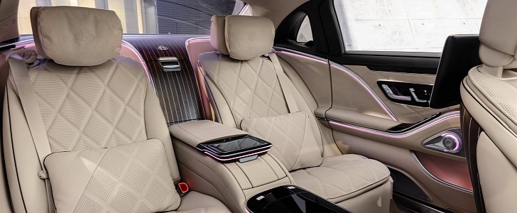Step Inside the Pinnacle of Luxury That Is the 2021 Mercedes-Maybach S-Class