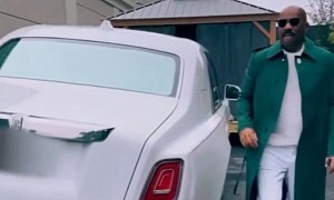 Steve Harvey Shows His Style Pulling Up in a Rolls-Royce Phantom, Total Style Icon