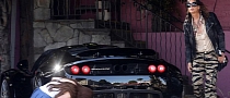 Steven Tyler Shows Hennessey Venom GT Spyder to Lana Del Rey