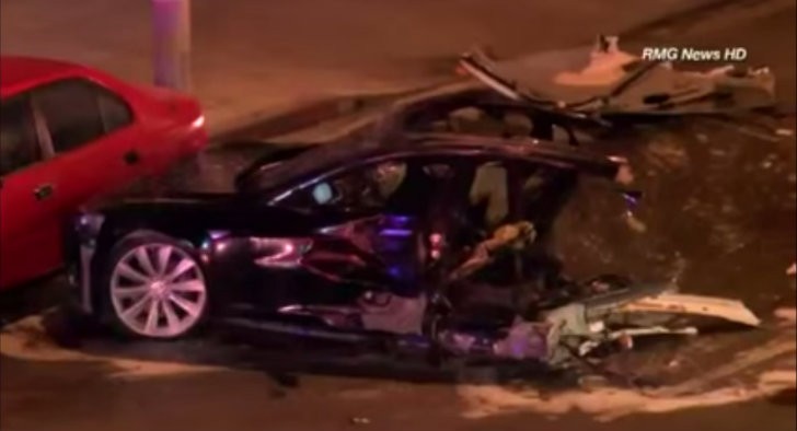 Tesla Model S crash scene