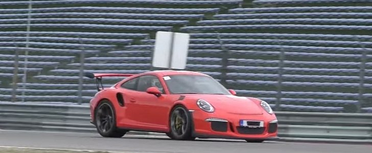 Straight-Piped Porsche 911 GT3 RS