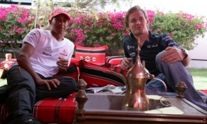 Stuck Urges Mercedes to Sign Rosberg