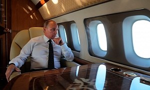 Student Who Tracked Elon Musk’s Private Jet Is Now Tracking Putin and Russian Oligarchs