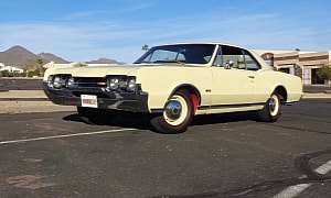 Super-Rare 1967 Olds 442 With W30 Muscle Smokes Tires Any Day of the Week, Twice on Sunday