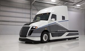 SuperTruck Could Be the Greenest Semi Ever Built, Returns Only 12 MPG