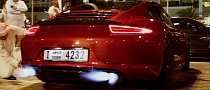 Surprising: Porsche 911 Carrera S Shoots Flames