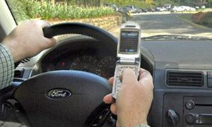 Survey Shows Distracted Drivers Unaffected by Law Against Texting