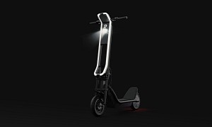 Sustainable, France-Made Plume Allure Electric Scooter Flashes Its Colored LEDs With Style