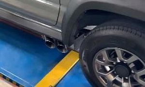 UPDATE: Suzuki Jimny Gets Side Exhaust, Sounds Like a Baby Mercedes-AMG G63