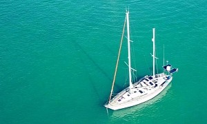 SV Delos, or How You Can Live on a Boat for 13 Years and Make Money Off of It