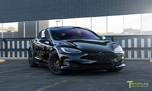 T Sportline Tesla Model S P100D Is a Black Stealthy Assassin