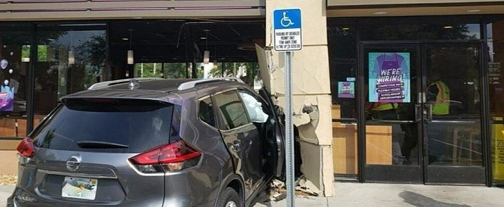 Car crashes into Taco Bell in Florida, man's live is saved by hot sauce