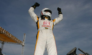 Tarquini Becomes Oldest WTCC Champion in Macau