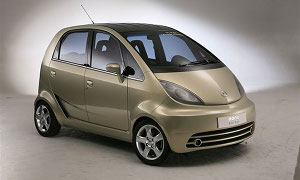 Tata Nano to Be Offered with 4-Year Warranty