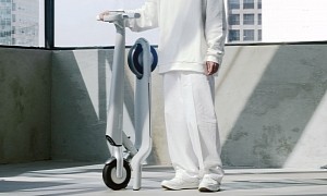 Tech-Filled Harmony Scooter Concept Aims To Be the Safest Mobility Solution