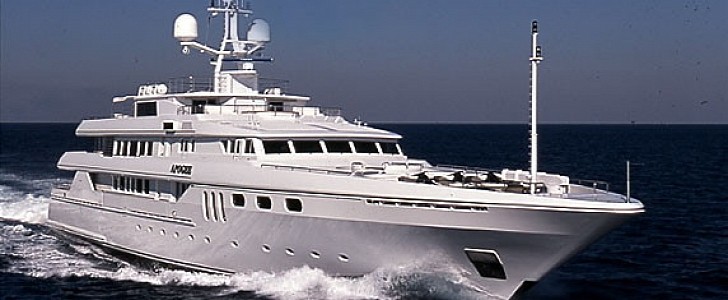 Apogee was customized for Darwin Deason as a luxurious party boat
