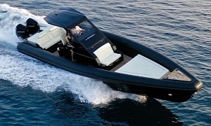 Technohull 38 Grand Sport Super Fast Is a Rocket Ship on Water, Easily Tops 100 Knots