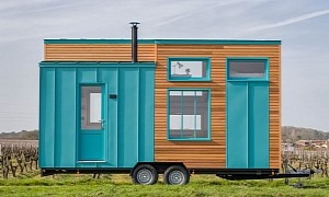 Téméraire Tiny House Boasts a Vibrant Exterior Complemented by a Warm and Cozy Interior