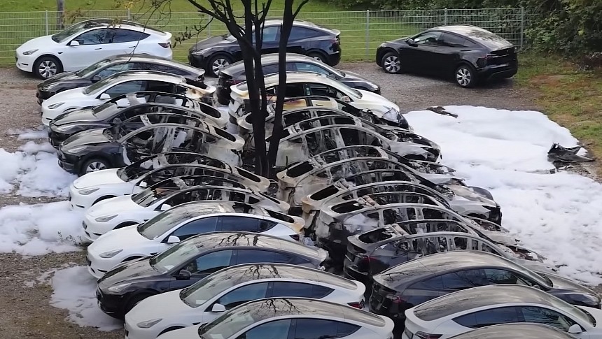 Ten Tesla Model Ys were destroyed in the parking lot of a dealership in Frankfurt, Germany