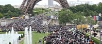 Tens of Thousands of Riders Protest Throughout France Against the Old Motorcycle Ban