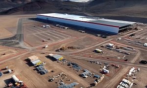 Tesla Announces Gigaparty for Its Gigafactory Grand Opening