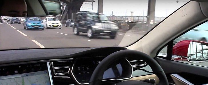 Tesla Autopilot System Does First Autonomous Passing of Sydney Harbor Bridge