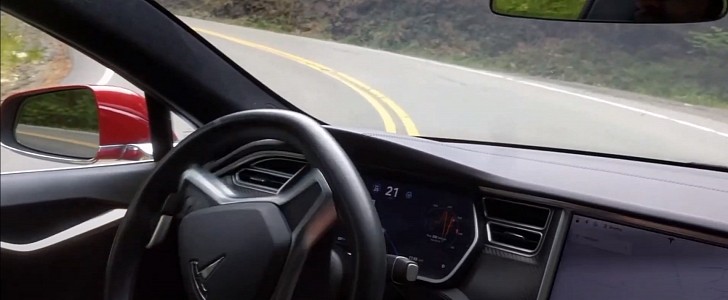 Tesla Autopilot on US 421