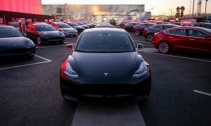 Tesla Builds Its 300,000th EV, Nissan LEAF Lead Looking Shaky