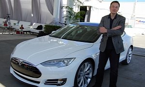 Tesla CEO Elon Musk Tweets A Clarification, Samsung Share Price Drops