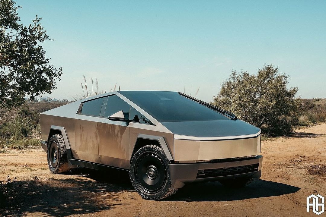 Tesla Cybertruck Gets New Running Shoes, Does It Look Weird on 24s?