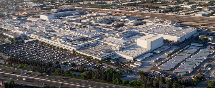 Tesla Fremont Gigafactory is “bustling”, urgently needs expansion