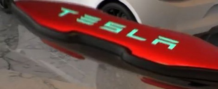 Tesla Hoverboard Like a Smartphone Control autoevolution