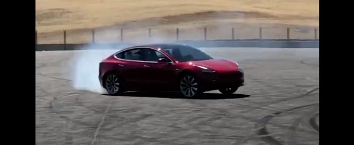 Tesla Model 3 Performance drifting