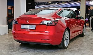 Tesla Model 3 Production Hits 1,000 Vehicles Per Day