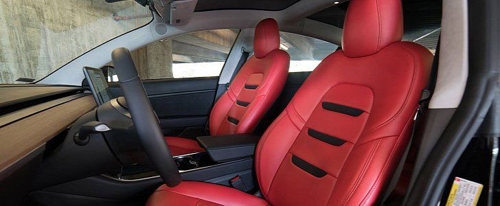T Sportline Tesla Model 3 Red Leather interior