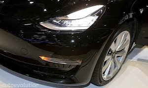 Tesla Model 3 Sales in Europe Drop from 15,000 to Nearly 4,000 in One Month
