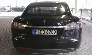 Tesla Model S Arrives in Germany
