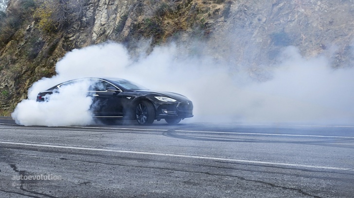 Tesla Model S burnout