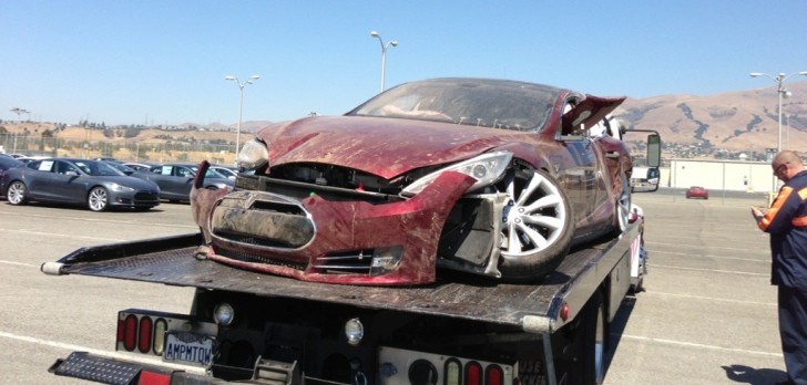 Tesla Model S destroyed in crash