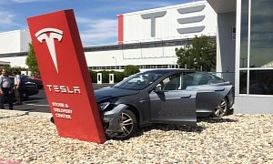 Tesla Model S Crashed Before Leaving Fremont Store & Delivery Center