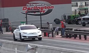 Tesla Model S Driver Removes Frunk to Save Weight, Sets 10.4s 1/4-Mile Record
