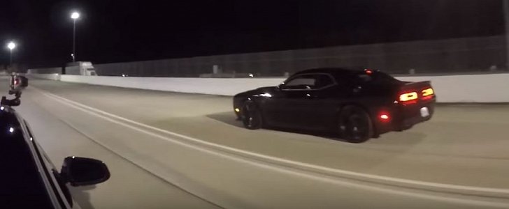 Tesla Model S P100D vs Dodge Challenger Hellcat